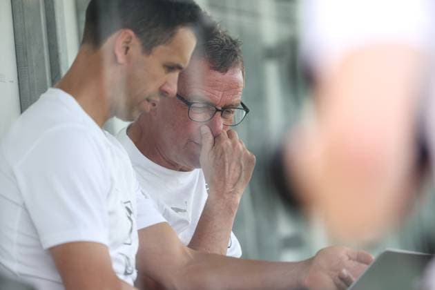 SOCCER - UEFA EURO, EM, Europameisterschaft,Fussball 2024 VIENNA,AUSTRIA,06.JUN.24 - SOCCER - UEFA European Championship, EM, Europameisterschaft preview, OEFB training camp, training. Image shows video analyst Stefan Oesen and head coach Ralf Rangnick (AUT).  GEPAxpictures xArminxRauthner