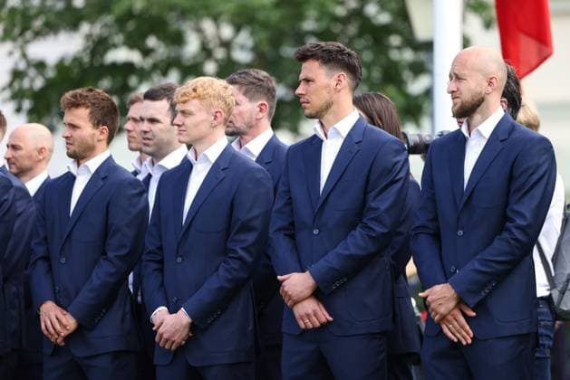 SOCCER - UEFA EURO, EM, Europameisterschaft,Fussball 2024 VIENNA,AUSTRIA,06.JUN.24 - SOCCER - UEFA European Championship, EM, Europameisterschaft preview, farewell ceremony OEFB Team. Image shows Matthias Seidl, Nicolas Seiwald, Heinz Lindner and Gernot Trauner (AUT). GEPAxpictures xArminxRauthner