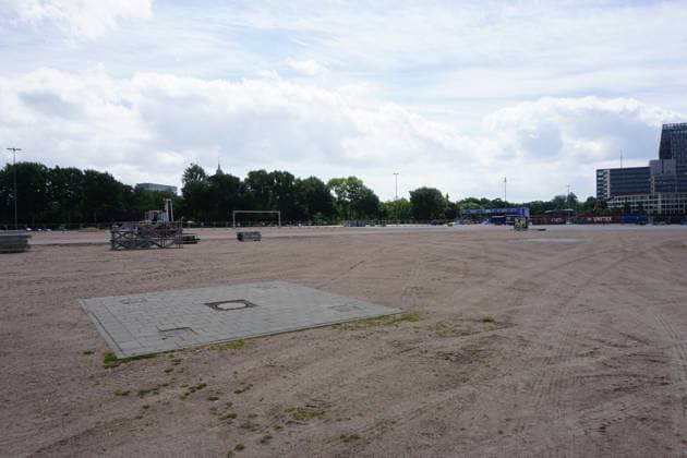 Construction of a fan zone for the European Football Championship in Hamburg, Germany, June 5, 2024. (CTKxPhoto AlesxZapotocky) CTKPhotoP2024060603721  CTKPhotoP2024060603721
