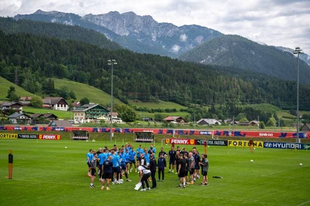 EURO 2024, Czech Republic national team, Training