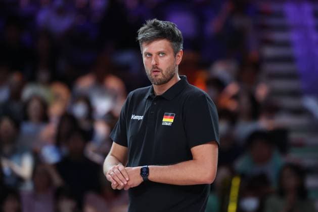 Micha Winiarski coach (GER), JUNE 6, 2024 - Volleyball : FIVB Volleyball Nations League 2024 Men s Preliminary Round between Bulgaria - Germany at West Japan General Exhibition Center, Fukuoka, Japan. Noxthirdxpartyxsales  (255565997)