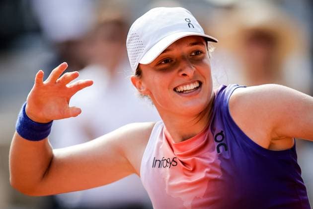 June 6, 2024, Paris, France, France: Iga SWIATEK of Poland celebrates his victory during the twelfth day of Roland-Garros 2024, French Open 2024, Grand Slam tennis tournament at the Roland-Garros Stadium on June 06, 2024 in Paris, France. Paris France - ZUMAm308 20240606_zsp_m308_006 Copyright: xMatthieuxMirvillex