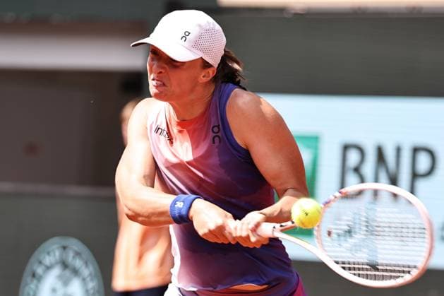 Iga Swiatek, POL, during semifinal of 2024 French Open at Roland Garros, Paris, 06 06 2024
