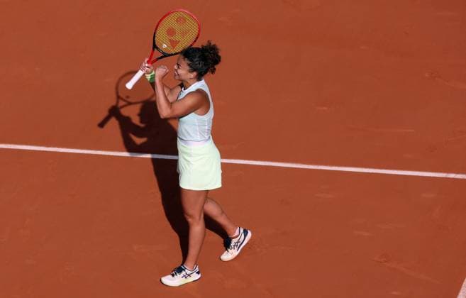 Jasmine Paolini of Italy celebrates her win at the end of her semi final match against Mirra Andreeva of Russia at the French Tennis Open in Roland Garros in Paris, France, on Thursday, June 6, 2024. Paolini won 6-3, 6-1 and qualified for the final.  PAR20240606147 MAYAxVIDON-WHITE