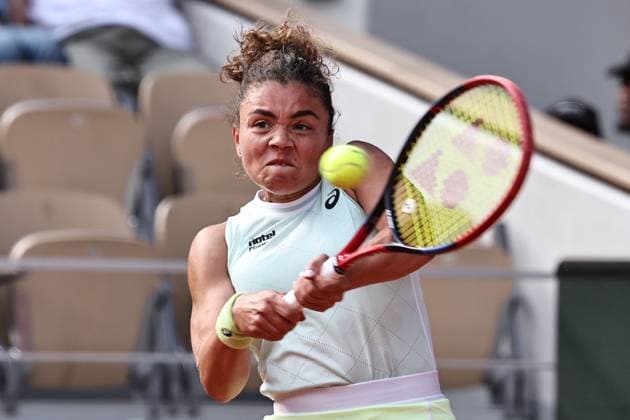 Jasmine Paolini, ITA, during semifinal of 2024 French Open at Roland Garros, Paris, 06 06 2024