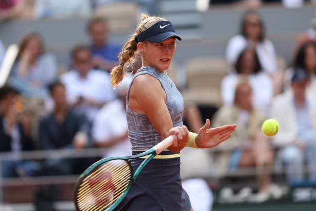 ROLAND GARROS 2024 Thierry Larret Maxppp. Tennis. Roland Garros 2024. Internationaux de France de tennis. Stade Roland Garros, Paris (75). Le 6 juin 2024. Demi finale dames. Court Philippe Chatrier : Court Philippe Chatrier : Jasmine PAOLINI (ITA) vs Mirra ANDREEVA (RUS) PARIS (75) STADE ROLAND GARROS PARIS ILE DE FRANCE FRANCE  Copyright: xThierryxLarret MAXPPPxThierryxLarretx TL_20240606_1011 0504470575st