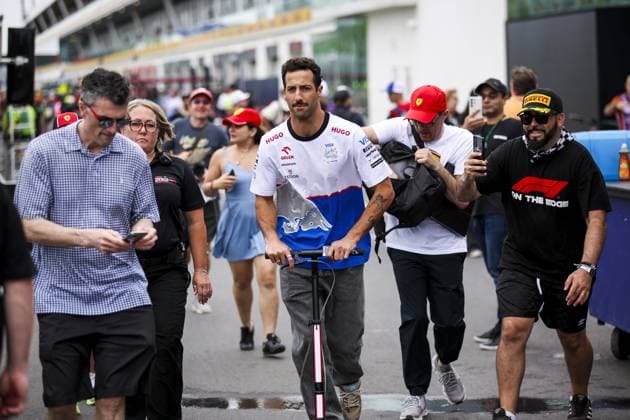 RICCIARDO Daniel (aus), Visa Cash App RB F1 Team VCARB 01, portrait during the Formula 1 AWS Grand Prix du Canada 2024, 9th round of the 2024 Formula One World Championship, WM, Weltmeisterschaft from June 07 to 09, 2024 on the Circuit Gilles Villeneuve, in MontrÃ al, Canada - F1 - CANADIAN GRAND PRIX 2024 DPPI Panoramic  240606_R09_CANADA_DP_EA029542