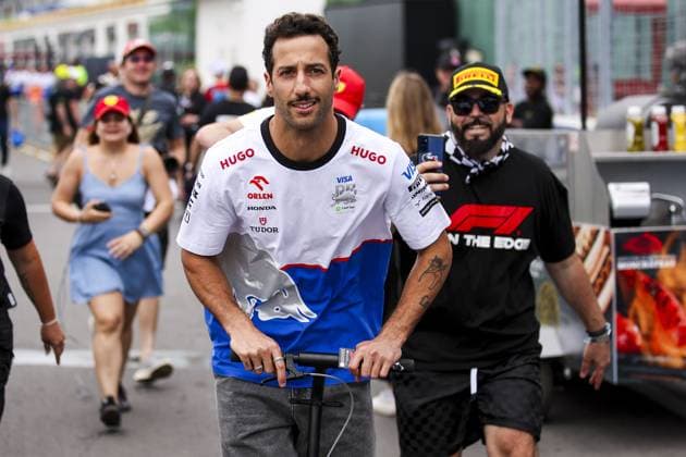 RICCIARDO Daniel (aus), Visa Cash App RB F1 Team VCARB 01, portrait during the Formula 1 AWS Grand Prix du Canada 2024, 9th round of the 2024 Formula One World Championship, WM, Weltmeisterschaft from June 07 to 09, 2024 on the Circuit Gilles Villeneuve, in MontrÃ al, Canada - F1 - CANADIAN GRAND PRIX 2024 DPPI Panoramic  240606_R09_CANADA_DP_EA029565