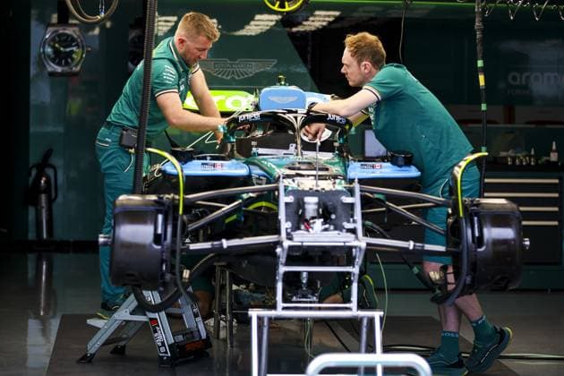 Aston Martin F1 Team AMR23, mechanical detail during the Formula 1 AWS Grand Prix du Canada 2024, 9th round of the 2024 Formula One World Championship, WM, Weltmeisterschaft from June 07 to 09, 2024 on the Circuit Gilles Villeneuve, in MontrÃ al, Canada - F1 - CANADIAN GRAND PRIX 2024 DPPI Panoramic  240606_R09_CANADA_DP_EA029600
