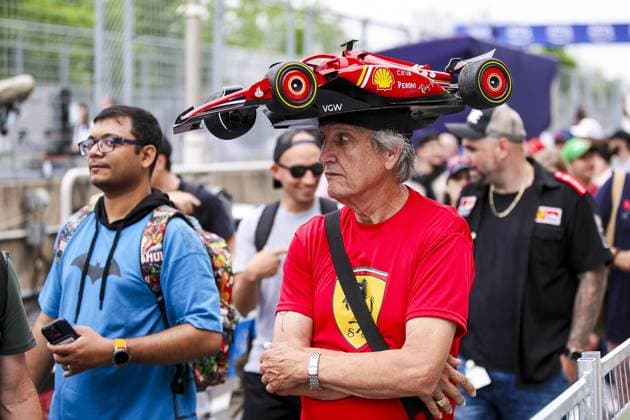 Ferrari fans is seen during the Formula 1 AWS Grand Prix du Canada 2024, 9th round of the 2024 Formula One World Championship, WM, Weltmeisterschaft from June 07 to 09, 2024 on the Circuit Gilles Villeneuve, in MontrÃ al, Canada - F1 - CANADIAN GRAND PRIX 2024 DPPI Panoramic  240606_R09_CANADA_DP_EA029696