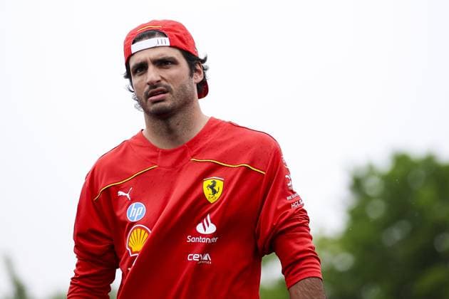 SAINZ Carlos (spa), Scuderia Ferrari SF-24, portrait during the Formula 1 AWS Grand Prix du Canada 2024, 9th round of the 2024 Formula One World Championship, WM, Weltmeisterschaft from June 07 to 09, 2024 on the Circuit Gilles Villeneuve, in MontrÃ al, Canada - F1 - CANADIAN GRAND PRIX 2024 DPPI Panoramic  240606_R09_CANADA_DP_EA021275