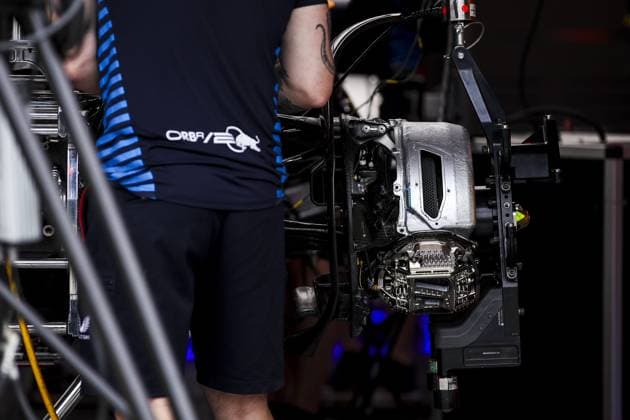 Red Bull Racing RB20, mechanical detail brakes, freins, during the Formula 1 AWS Grand Prix du Canada 2024, 9th round of the 2024 Formula One World Championship, WM, Weltmeisterschaft from June 07 to 09, 2024 on the Circuit Gilles Villeneuve, in MontrÃ al, Canada - F1 - CANADIAN GRAND PRIX 2024 DPPI Panoramic  240606_R09_CANADA_DP_EA028614