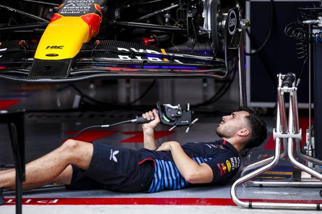 Red Bull Racing RB20, mechanical detail during the Formula 1 AWS Grand Prix du Canada 2024, 9th round of the 2024 Formula One World Championship, WM, Weltmeisterschaft from June 07 to 09, 2024 on the Circuit Gilles Villeneuve, in MontrÃ al, Canada - F1 - CANADIAN GRAND PRIX 2024 DPPI Panoramic  240606_R09_CANADA_DP_EA028581
