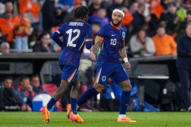 2024-06-06 Netherlands v Canada - Friendly International ROTTERDAM, NETHERLANDS - JUNE 6: Jeremie Frimpong of Netherlands, Memphis Depay of Netherlands celebrate the first goal during the Friendly international match, Länderspiel, Nationalmannschaft between Netherlands and Canada at Stadion Feijenoord de Kuip on June 6, 2024 in Rotterdam, Netherlands. (Photo by Patrick Goosen BSR Agency) Rotterdam Netherlands Content not available for redistribution in The Netherlands directly or indirectly through any third parties. Copyright: xBSRxAgencyx