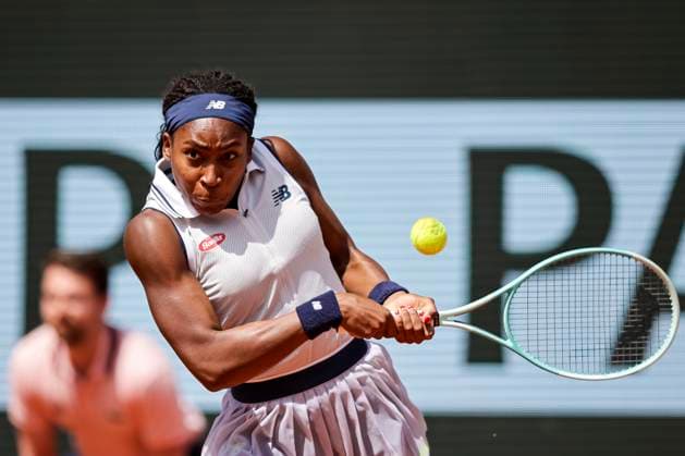 Coco Gauff of United States in action against Iga Swiatek of Poland during the Women™s Single Semi Finals of 2024 French Open Day 12 at Roland Garros on June 6, 2024 in Paris, France Photo by JustPictures Paris Roland Garros France Copyright: x x2024xEurasiaxSportxImagesx jp-en-EuSpIm-AB4_Roland_Garros_06Jun2024_PR156