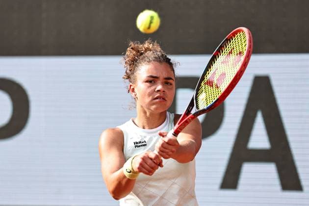 Jasmine Paolini, ITA, during semifinal of 2024 French Open at Roland Garros, Paris, 06 06 2024