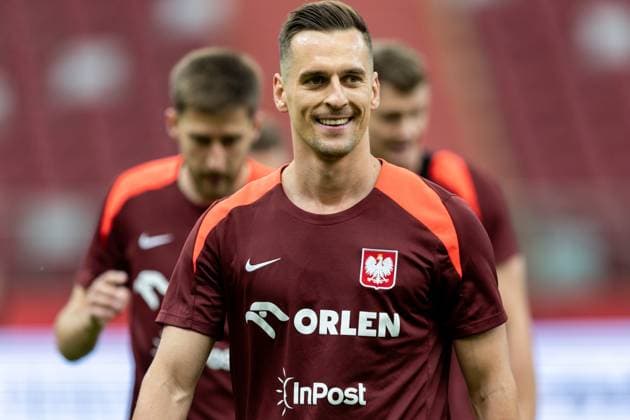 Team Poland Before Friendly Match Against Ukraine Arkadiusz Milik is training before the Poland vs Ukraine friendly match in Warsaw, Poland, on June 6, 2024. Warsaw Poland  Copyright: xFotoxOlimpikx originalFilename:jastrzebowski-reprezen240606_npR0z.jpg