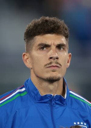Bologna, Italy, 4th June 2024. Giovanni Di Lorenzo of Italy during the line up prior to the International Friendly, Länderspiel, Nationalmannschaft match at Stadio Renato Dall Ara, Bologna. Picture credit should read: Jonathan Moscrop Sportimage EDITORIAL USE ONLY. No use with unauthorised audio, video, data, fixture lists, club league logos or live services. Online in-match use limited to 120 images, no video emulation. No use in betting, games or single club league player publications. SPI-3179-0129
