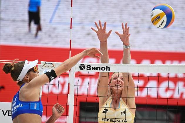 L-R Anouk Verge-Depre (CHE) and Marie-Sara Stochlova (CZE) in action during the Pro Tour Ostrava match Marie-Sara Stochlova and Barbora Hermannova of Czech Republic vs Joana Verge-Depre and Anouk Mader of Switzerland, Ostrava, Czech Republic, June 7, 2024. (CTKxPhoto JaroslavxOzana) CTKPhotoP2024060703465  CTKPhotoP2024060703465