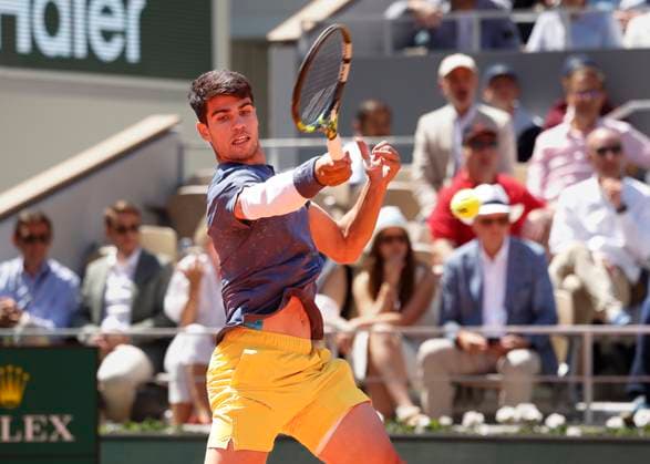 Carlos Alcaraz ESP , Semifinal, Semi Final Tennis French Open 2024 Roland Garros Paris France June 7, 2024 Copyright: xJuergenxHasenkopfx