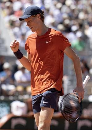 Jannik Sinner of Italy celebrates French Open Tennis, Day 13, Tennis, Roland Garros, Paris, France - 07 June 2024  Copyright: xEllaxLing Shutterstockx 14523807w