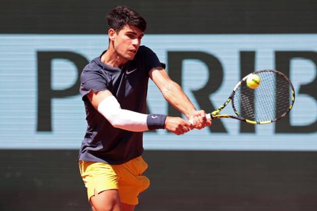 7th June 2024; Roland Garros, Paris, France; 2024 French Open Tennis tournament, Day 13; Carlos Alcaraz (ESP) on the backhand during the mens singles semi-final match against Jannik Sinner (ITA)  ActionPlus12651471 JonxBromley