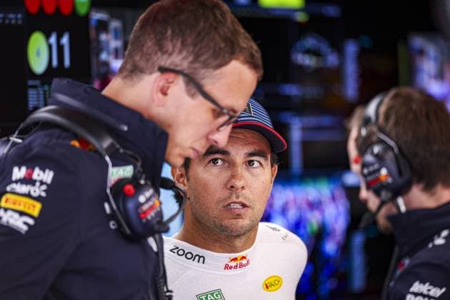 PEREZ Sergio (mex), Red Bull Racing RB20, portrait during the Formula 1 AWS Grand Prix du Canada 2024, 9th round of the 2024 Formula One World Championship, WM, Weltmeisterschaft from June 07 to 09, 2024 on the Circuit Gilles Villeneuve, in MontrÃ al, Canada - F1 - CANADIAN GRAND PRIX 2024 DPPI Panoramic  240607_R09_CANADA_DP_240607_R09_CANADA_DP_EA023327
