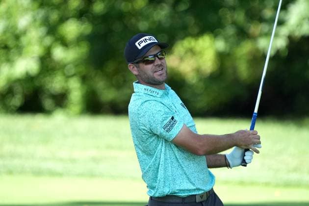 DUBLIN, OH - JUNE 07: Corey Conners plays his shot from the fairway of hole five during the second round of the Memorial Tournament presented by Workday on June 7, 2024 at Muirfield Village Golf Club in Dublin, Ohio.(Photo by Jason Mowry Icon Sportswire) GOLF: JUN 07 PGA, Golf Herren the Memorial Tournament presented by Workday EDITORIAL USE ONLY Icon240607017