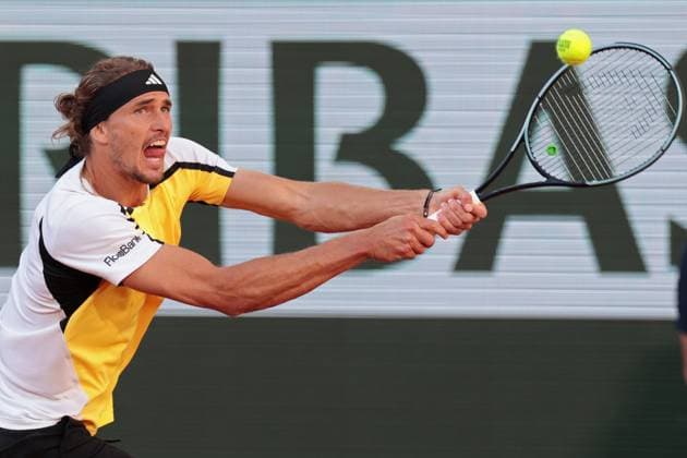 7th June 2024; Roland Garros, Paris, France; 2024 French Open Tennis tournament, Day 13; Alexander Zverev (GER) stretches out against Casper Ruud (NOR) during the mens singles semi-final match  ActionPlus12651645 JonxBromley