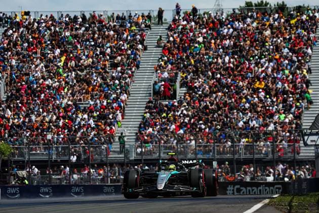 44 HAMILTON Lewis (gbr), Mercedes AMG F1 Team W15, action during the Formula 1 AWS Grand Prix du Canada 2024, 9th round of the 2024 Formula One World Championship, WM, Weltmeisterschaft from June 07 to 09, 2024 on the Circuit Gilles Villeneuve, in MontrÃ al, Canada - F1 - CANADIAN GRAND PRIX 2024 DPPI Panoramic  240607_R09_CANADA_DP_FGOO1495