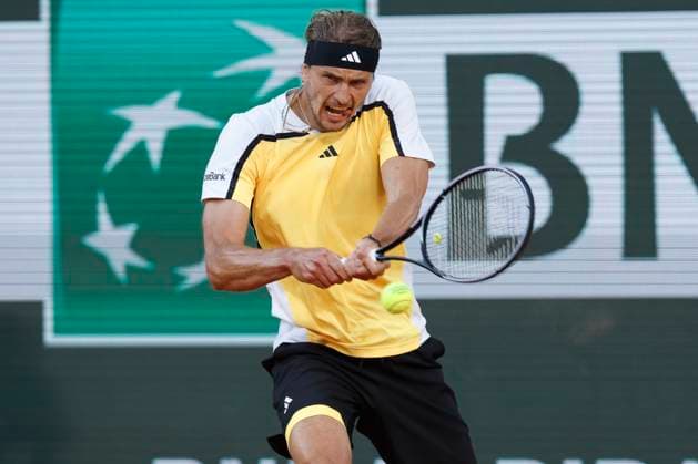 June 7, 2024, Paris, Paris, France: June 7 2024, Paris, Paris, Alexander Zverev of Germany In action during the tennis Grand Slam of Roland Garros 2024, day 13, match between Casper Ruud of Norway and Alexander Zverev of Germany at Roland Garros Stadium - on jjune 7 2024.Paris - France Paris France - ZUMAb253 20240607_zsp_b253_161 Copyright: xLoicxBaratouxx