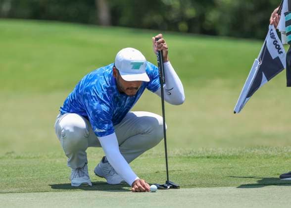 HUMBLE, TX - JUNE 07: Sebastian Munoz (COL) sets up his putt on 10 during the first round of the LIV Golf Houston tournament on June 7, 2024 at Golf Club of Houston in Humble, Texas (Photo by Leslie Plaza Johnson Icon Sportswire) GOLF: JUN 07 LIV Golf League Houston EDITORIAL USE ONLY Icon2406070501