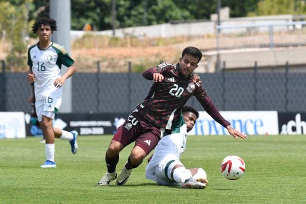 Mexique Vs Arabie Saoudite Alan Bautista (Mexique) FOOTBALL : Festival International Espoirs - Tournoi Maurice Revello - 07 06 2024 WilliamCannarella Panoramic 