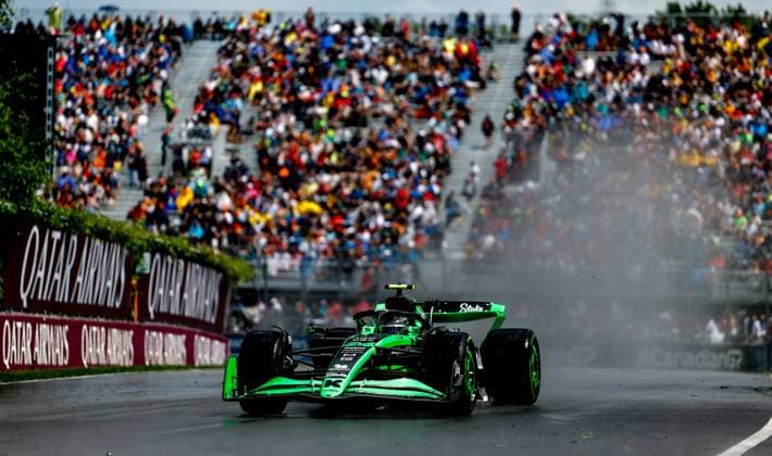 24 ZHOU Guanyu (chi), Stake F1 Team Kick Sauber C44, action during the Formula 1 AWS Grand Prix du Canada 2024, 9th round of the 2024 Formula One World Championship, WM, Weltmeisterschaft from June 07 to 09, 2024 on the Circuit Gilles Villeneuve, in MontrÃ al, Canada - F1 - CANADIAN GRAND PRIX 2024 DPPI Panoramic  F12024GP09CAN_JK392490
