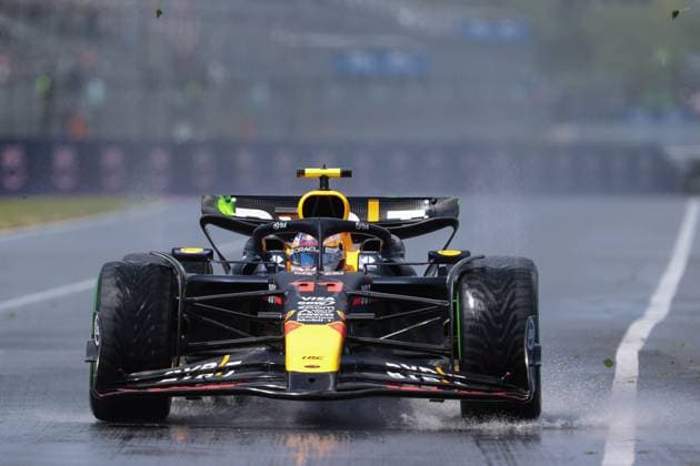 Circuit Gilles-Villeneuve 11 Sergio PÃ rez (mex) Oracle Red Bull Racing (aut) Red Bull RB20 Honda RBPT, during the 2024 Formula 1 Canadian Grand Prix, 9th round of the 2024 Formula 1 World Championship, WM, Weltmeisterschaft from June 7 to 9, 2024 at the Gilles Villeneuve Circuit in Montreal. (Philippe Nanchino SPP) Copyright: xPhilippexNanchinox xSPPx spp-en-EuSpIm-PN4_F1_Canada_07Jun2024_MT032