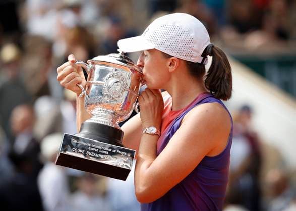 Iga Swiatek POL with cup, trophy, award ceremony, presentation Tennis French Open 2024 Roland Garros Paris France 8 June 2024 Copyright: xJuergenxHasenkopfx