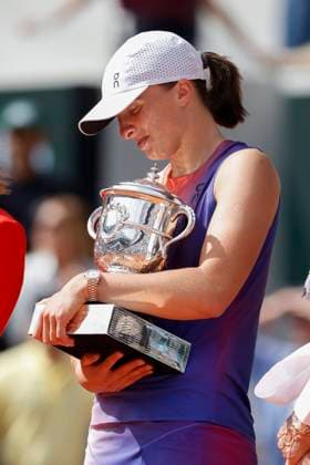 Iga Swiatek POL with cup, trophy, award ceremony, presentation Tennis French Open 2024 Roland Garros Paris France 8 June 2024 Copyright: xJuergenxHasenkopfx