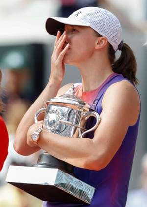 Iga Swiatek POL with cup, trophy, award ceremony, presentation Tennis French Open 2024 Roland Garros Paris France 8 June 2024 Copyright: xJuergenxHasenkopfx