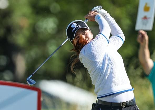June 8, 2024: Hye-Jin Choi of the Republic of Korea tees off during the ShopRite LPGA, Golf Damen Classic in Galloway, NJ. CSM Galloway United States of America - ZUMAc04_ 20240608_zma_c04_013 Copyright: xMikexLangishx