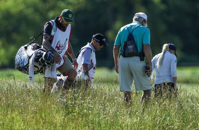 June 8, 2024: Caddies, players, and tournament help look for a lost ball during the ShopRite LPGA, Golf Damen Classic in Galloway, NJ. CSM Galloway United States of America - ZUMAc04_ 20240608_zma_c04_018 Copyright: xMikexLangishx