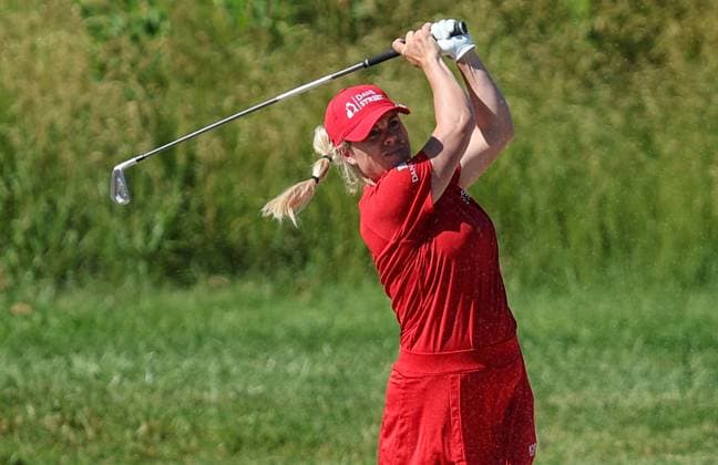 June 8, 2024: Dani Holmqvist of Sweden watches her shot out of the sand trap during the ShopRite LPGA, Golf Damen Classic in Galloway, NJ. CSM Galloway United States of America - ZUMAc04_ 20240608_zma_c04_031 Copyright: xMikexLangishx