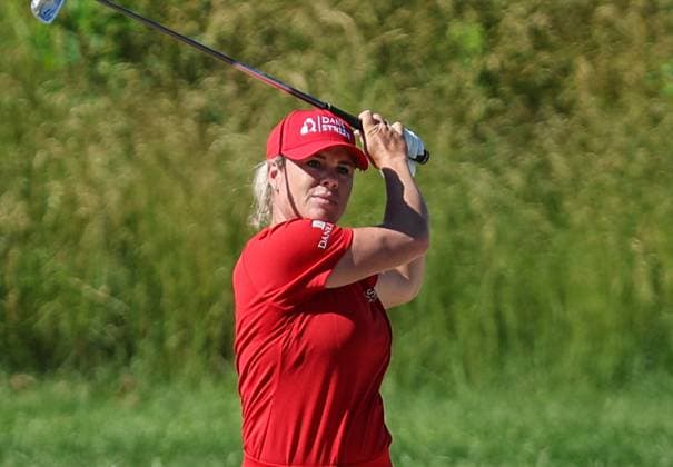June 8, 2024: Dani Holmqvist of Sweden watches her shot out of the sand trap during the ShopRite LPGA, Golf Damen Classic in Galloway, NJ. CSM Galloway United States of America - ZUMAc04_ 20240608_zma_c04_032 Copyright: xMikexLangishx