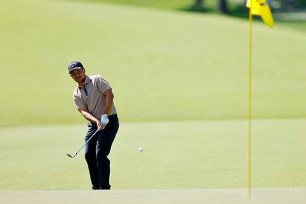 DUBLIN, OH - JUNE 08: Xander Schauffele (USA) plays a chip shot to the green at the 14th hole during the third round of the Memorial Tournament presented by Workday at Muirfield Village Golf Club on June 08, 2024 in Dublin, Ohio. (Photo by Joe Robbins Icon Sportswire) GOLF: JUN 08 PGA, Golf Herren the Memorial Tournament presented by Workday EDITORIAL USE ONLY Icon5732406080503
