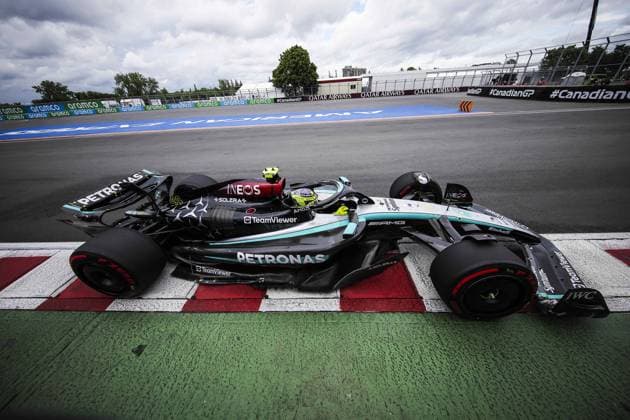 44 HAMILTON Lewis (gbr), Mercedes AMG F1 Team W15, action during the Formula 1 AWS Grand Prix du Canada 2024, 9th round of the 2024 Formula One World Championship, WM, Weltmeisterschaft from June 07 to 09, 2024 on the Circuit Gilles Villeneuve, in MontrÃ al, Canada - F1 - CANADIAN GRAND PRIX 2024 DPPI Panoramic  240608_R09_CANADA_DP_EA015090