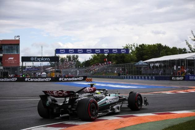 44 HAMILTON Lewis (gbr), Mercedes AMG F1 Team W15, action during the Formula 1 AWS Grand Prix du Canada 2024, 9th round of the 2024 Formula One World Championship, WM, Weltmeisterschaft from June 07 to 09, 2024 on the Circuit Gilles Villeneuve, in MontrÃ al, Canada - F1 - CANADIAN GRAND PRIX 2024 DPPI Panoramic  240608_R09_CANADA_DP_EA015515
