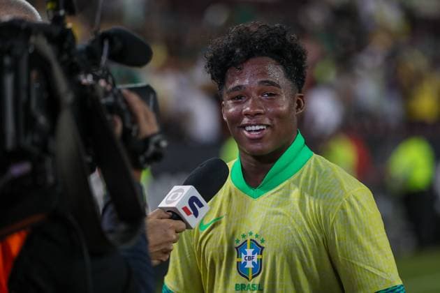 June 8, 2024, College Station, Texas, USA: BrazilÃ¢â‚¬â ¢s ENDRICK FELIPE SOUSA (9) gets interviewed following BrazilÃ¢â‚¬â ¢s 3-2 win over Mexico at 2024 Mex Tour friendly soccer match between Mexico and Brazil at Kyle Field in College Station on Saturday. Sousa scored the game during the stoppage time. College Station USA - ZUMAm257 20240608_zsp_m257_006 Copyright: xBrianxMcLeanx