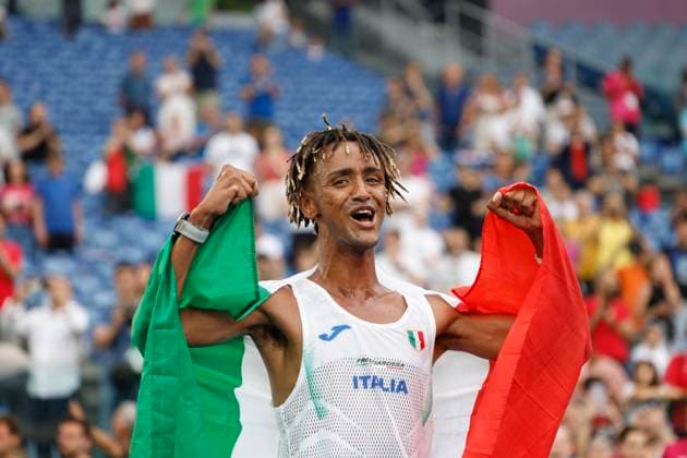 Sport Themen der Woche KW23 Sport Bilder des Tages June 9, 2024, Rome, ITALY: Gold medalist, Yemaneberhan Crippa of Italy, celebrates winning in the Half Marathon Men Final at the European Athletics Championship at Olimpico Stadium in Rome, Italy, 09 June 2024. ANSA FABIO FRUSTACI European Athletics Championships 2024 - Day 3  - ZUMAa110 20240609_zaf_a110_005 Copyright: xFabioxFrustacix