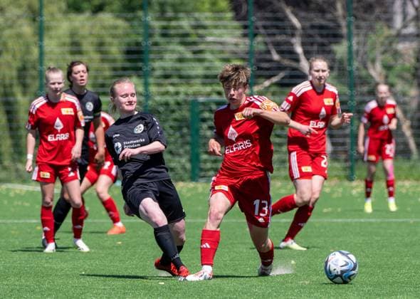 Soccer, women, season 2023 2024, promotion match to Regionalliga Nordost first leg , 1 FC Union Berlin II FSV Babelsberg 74 at Training Center Oberspree, f l Katharina Bödeker Babelsberg , Sandra Weihmann Union , 09 06 2024, Copyright: xMatthiasxKochx