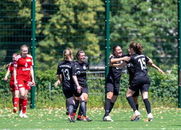 Soccer, Women, Season 2023 2024, Promotion match to Regionalliga Nordost first leg , 1 FC Union Berlin II FSV Babelsberg 74 at Training Center Oberspree, Babelsberg cheers after scoring to 1 1, 09 06 2024, Copyright: xMatthiasxKochx