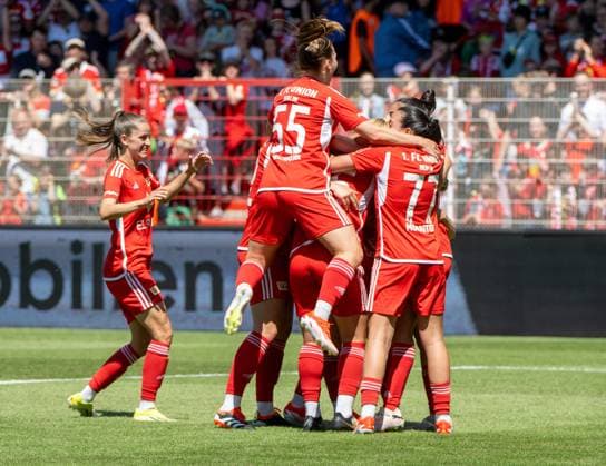 Soccer, Women, Season 2023 2024, Promotion match to 2 Bundesliga first leg , 1 FC Union Berlin SV Henstedt Ulzburg, Union cheering after goal to 1 0, 09 06 2024, Copyright: xMatthiasxKochx